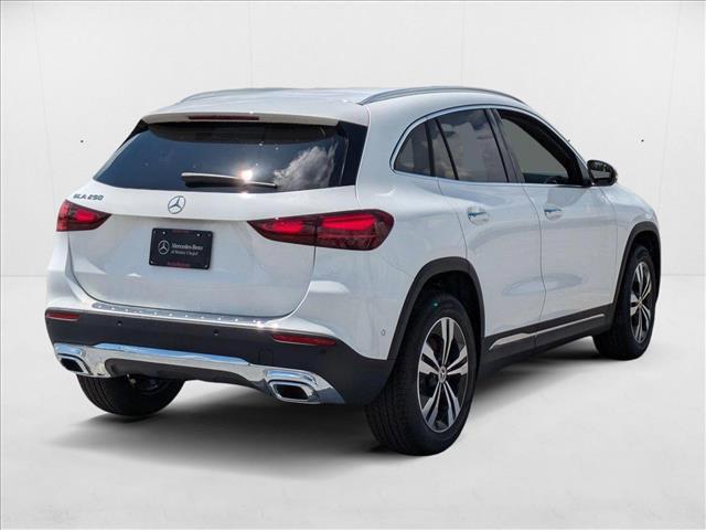 Photo of 2025 Polar White Mercedes-Benz GLA 250