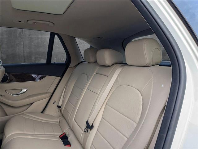 Photo of 2018 Polar White Mercedes-Benz GLC 300