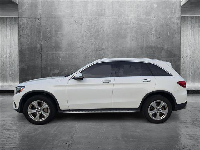 Photo of 2018 Polar White Mercedes-Benz GLC 300