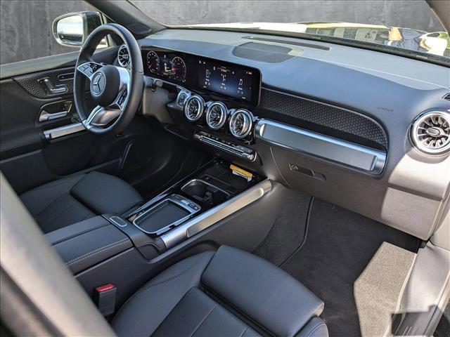 Photo of 2025 Night Black Mercedes-Benz GLB 250