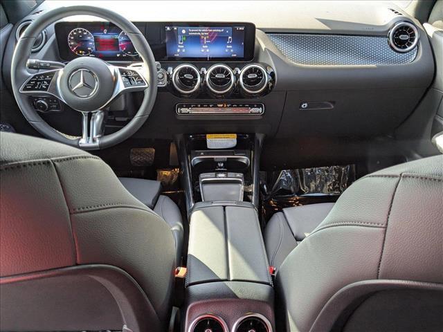 Photo of 2025 Night Black Mercedes-Benz GLA 250