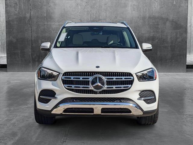 Photo of 2025 Polar White Mercedes-Benz GLE 450