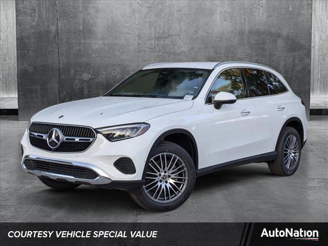 Photo of 2025 Polar White Mercedes-Benz GLC 300