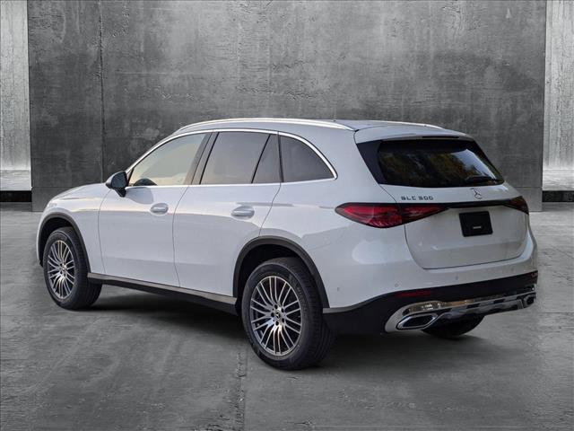 Photo of 2025 Polar White Mercedes-Benz GLC 300