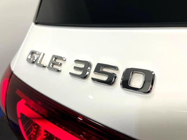 Photo of 2022 White Mercedes-Benz GLE 350