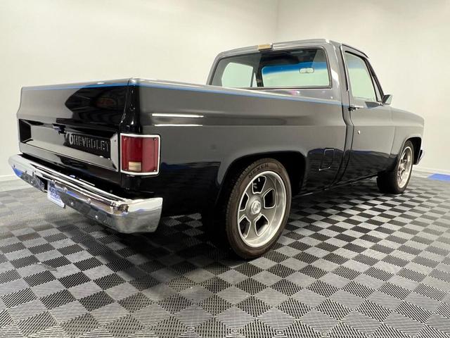 Photo of 1986 Black/Silver Chevrolet Pickup Truck