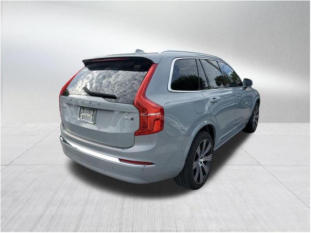Photo of 2024 Metallic Volvo XC90
