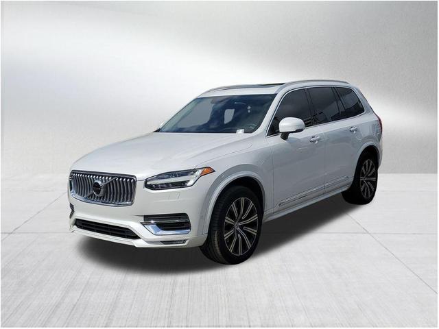Photo of 2022 Crystal White Metallic Volvo XC90