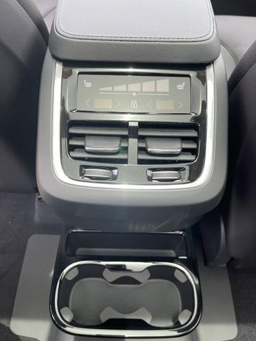 Photo of 2025 Silver Volvo XC90