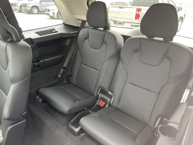 Photo of 2025 Silver Volvo XC90