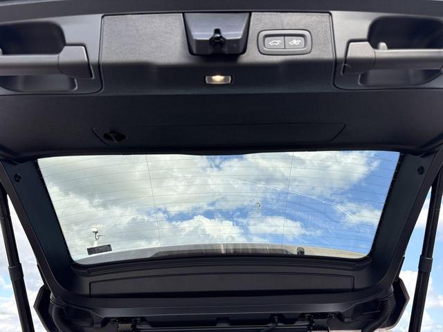 Photo of 2026 Bright Volvo XC60