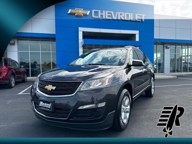 Photo of 2015 Tungsten Metallic Chevrolet Traverse