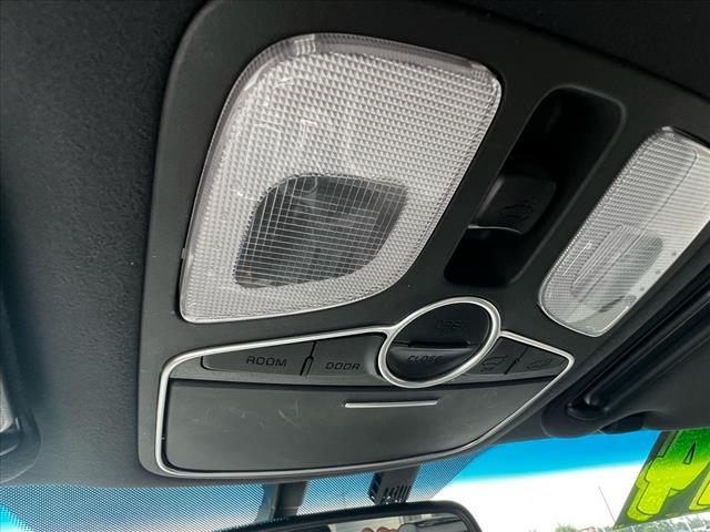 Photo of 2014 Ebony Black Kia Sorento