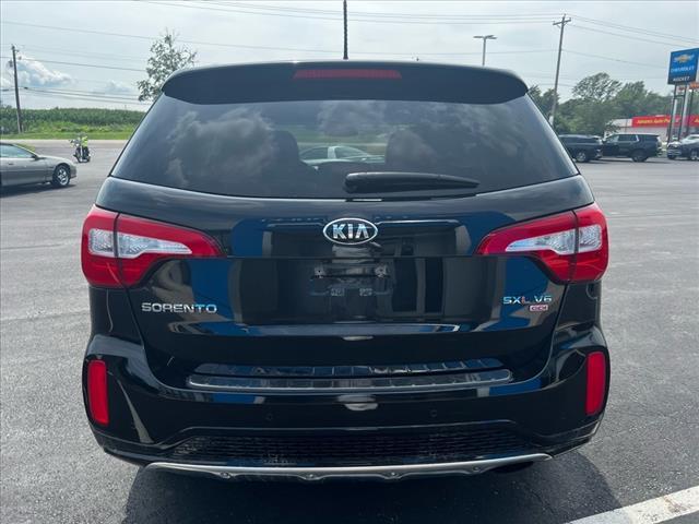 Photo of 2014 Ebony Black Kia Sorento