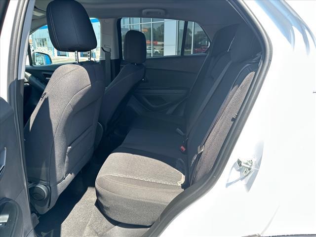 Photo of 2020 Summit White Chevrolet Trax