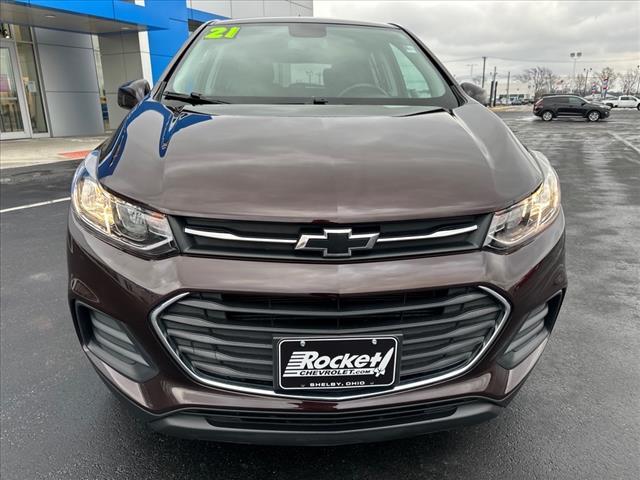 Photo of 2021 Black Cherry Metallic Chevrolet Trax