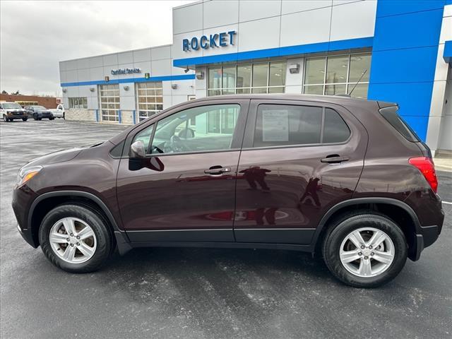 Photo of 2021 Black Cherry Metallic Chevrolet Trax