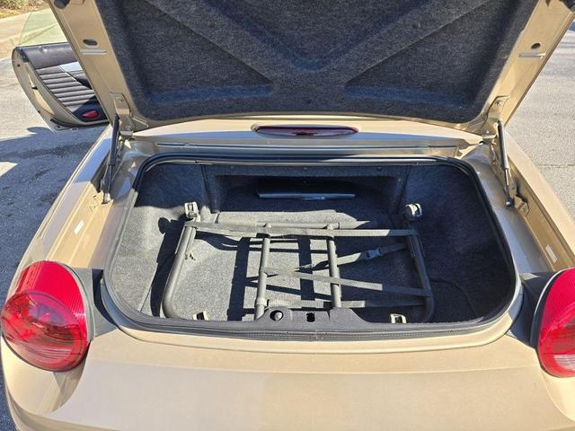 Photo of 2005 Gold Ford Thunderbird
