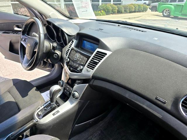 Photo of 2014 Blue Chevrolet Cruze