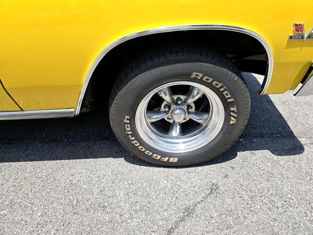 Photo of 1966 Yellow Chevrolet Chevelle