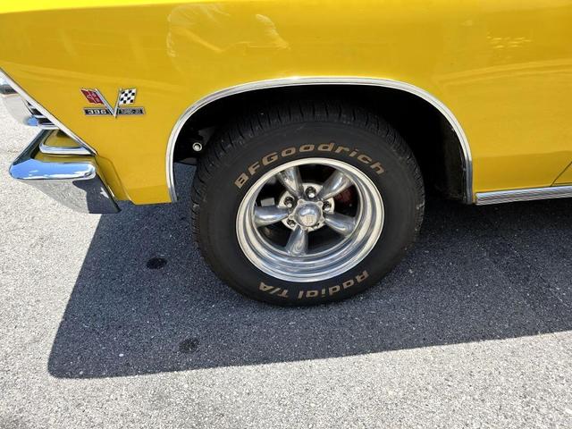 Photo of 1966 Yellow Chevrolet Chevelle