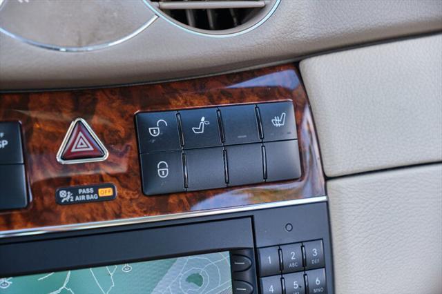 Photo of 2009 Red Mercedes-Benz CLK-Class