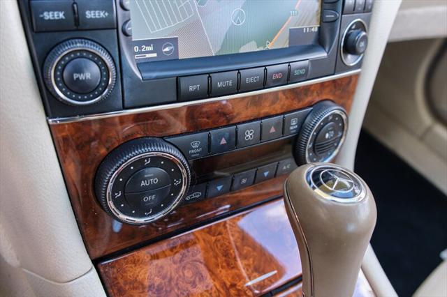 Photo of 2009 Red Mercedes-Benz CLK-Class