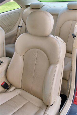 Photo of 2009 Red Mercedes-Benz CLK-Class