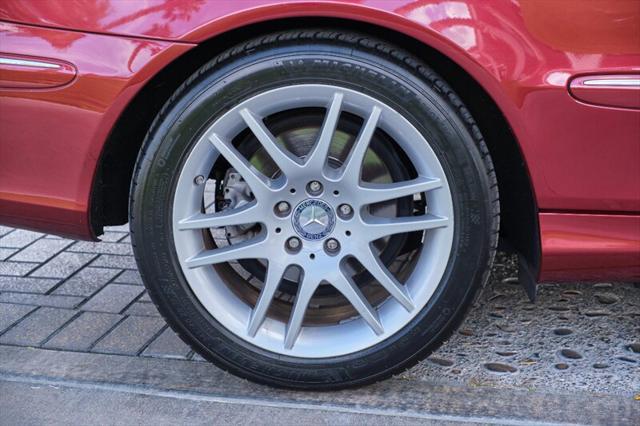 Photo of 2009 Red Mercedes-Benz CLK-Class