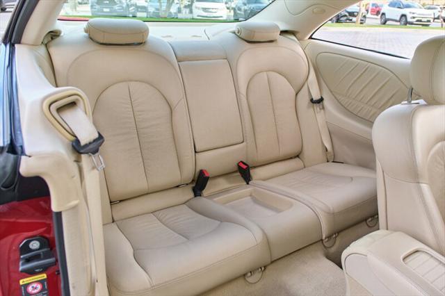 Photo of 2009 Red Mercedes-Benz CLK-Class
