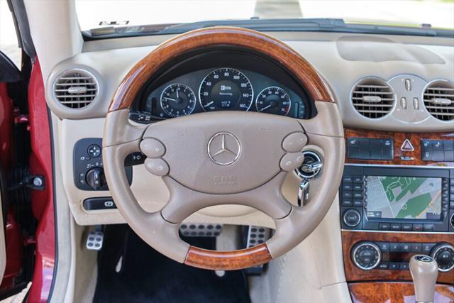 Photo of 2009 Red Mercedes-Benz CLK-Class