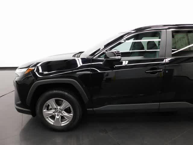 Photo of 2024 Midnight Black Metallic Toyota RAV4