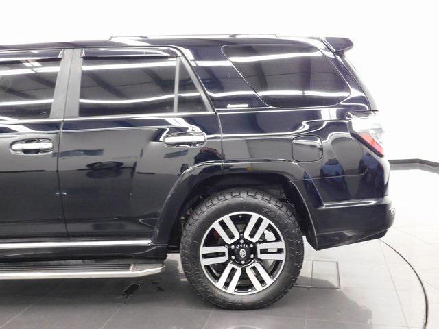 Photo of 2014 Attitude Black Toyota 4Runner