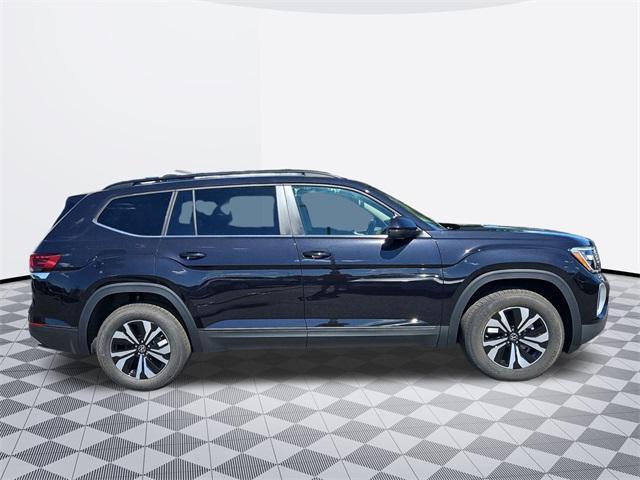 Photo of 2026 Deep Black Volkswagen Atlas