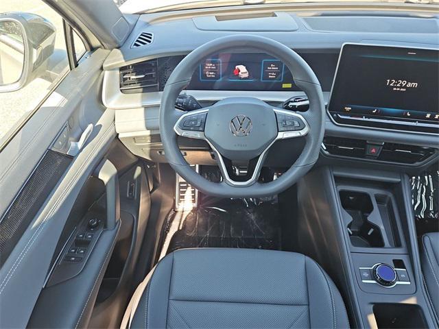 Photo of 2025 Sandstone Volkswagen Tiguan