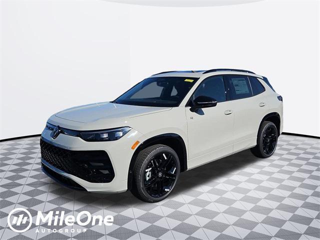 Photo of 2025 Sandstone Volkswagen Tiguan