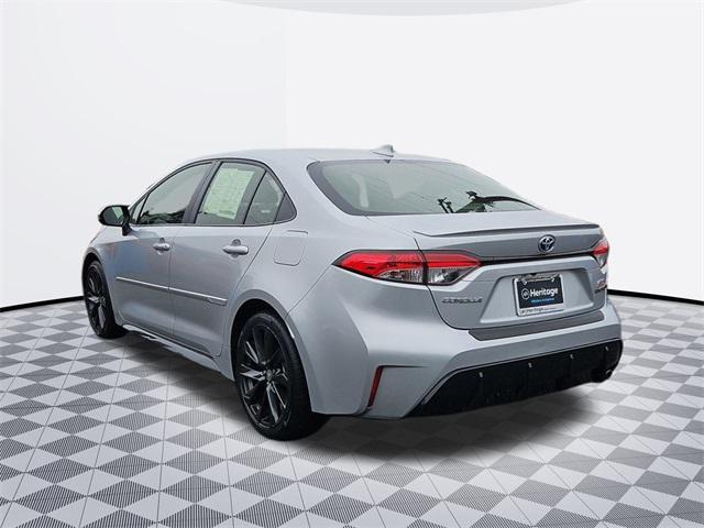Photo of 2023 Classic Silver Metallic Toyota Corolla Hybrid