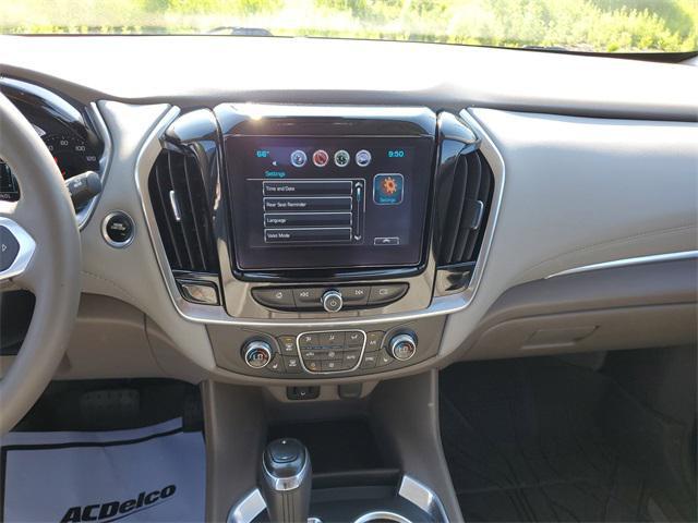 Photo of 2018 Cajun Red Tintcoat Chevrolet Traverse