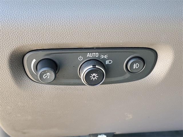 Photo of 2018 Cajun Red Tintcoat Chevrolet Traverse