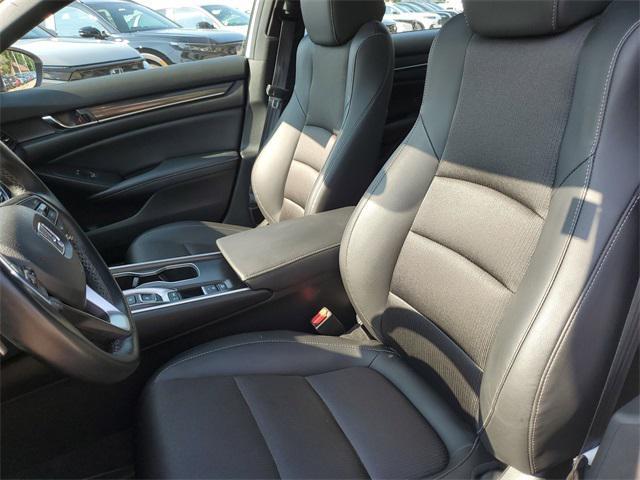 Photo of 2022 Platinum White Honda Accord