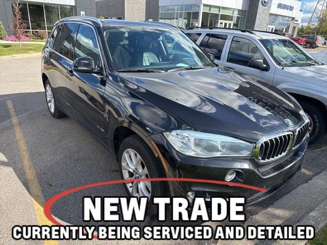 Photo of 2015 Black Sapphire Metallic BMW X5