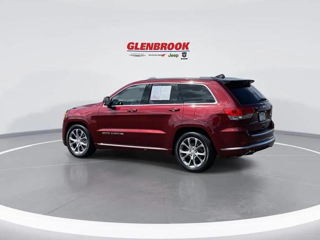 Photo of 2021 Velvet Red Pearlcoat Jeep Grand Cherokee