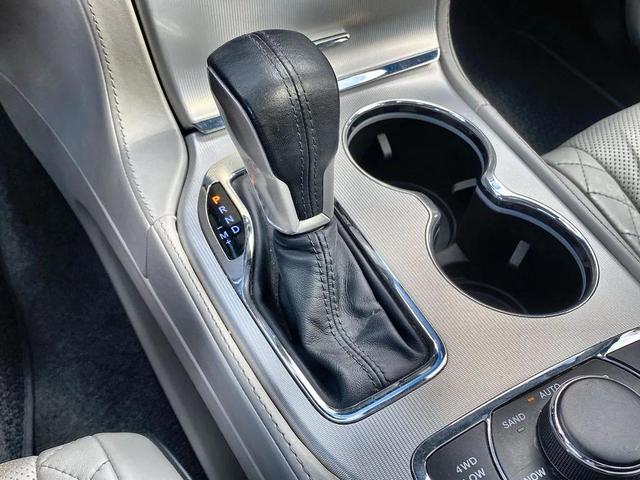 Photo of 2021 Velvet Red Pearlcoat Jeep Grand Cherokee