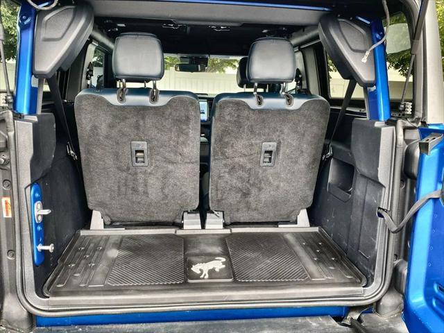 Photo of 2021 Velocity Blue Metallic Ford Bronco