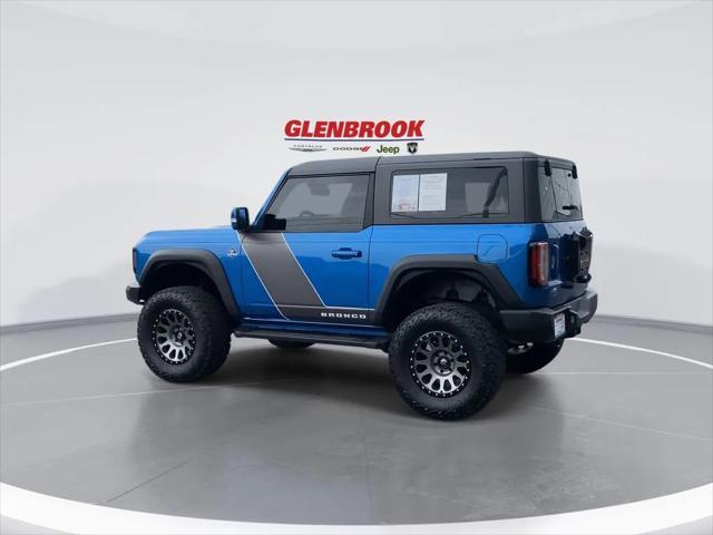 Photo of 2021 Velocity Blue Metallic Ford Bronco