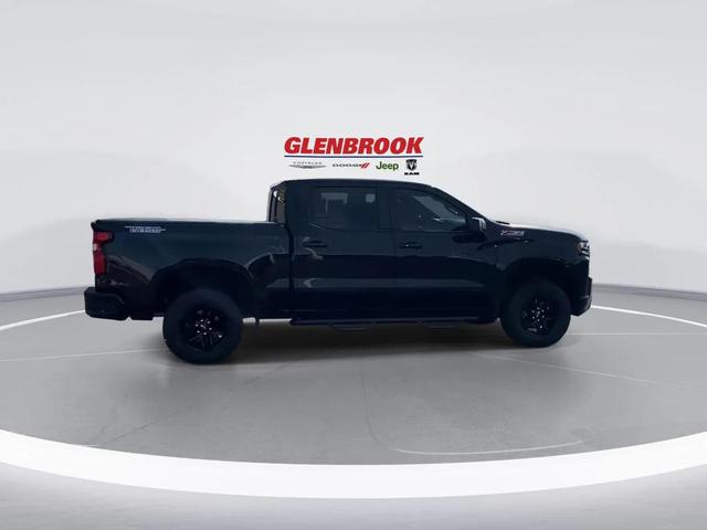 Photo of 2021 Black Chevrolet Silverado 1500
