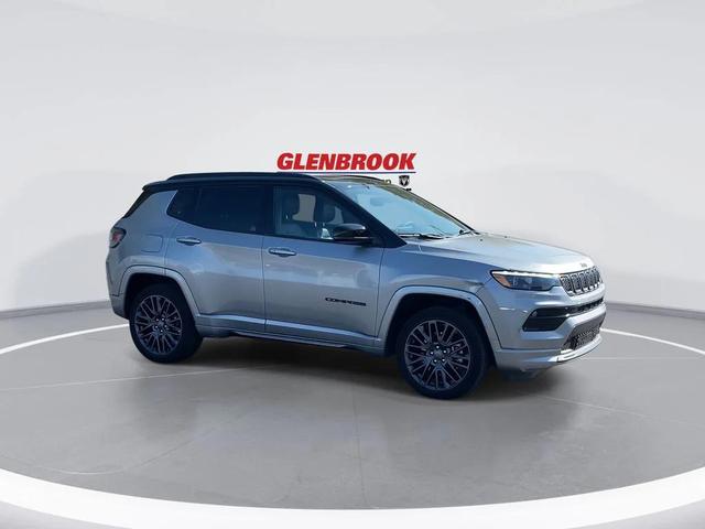 Photo of 2024 Billet Silver Jeep Compass