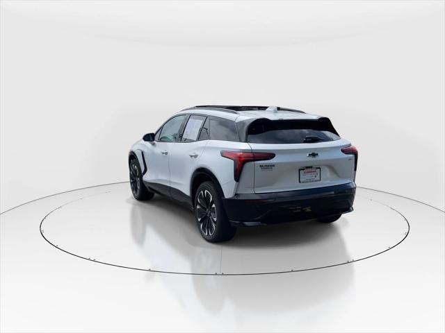 Photo of 2024 Iridescent Pearl Tricoat Chevrolet Blazer EV