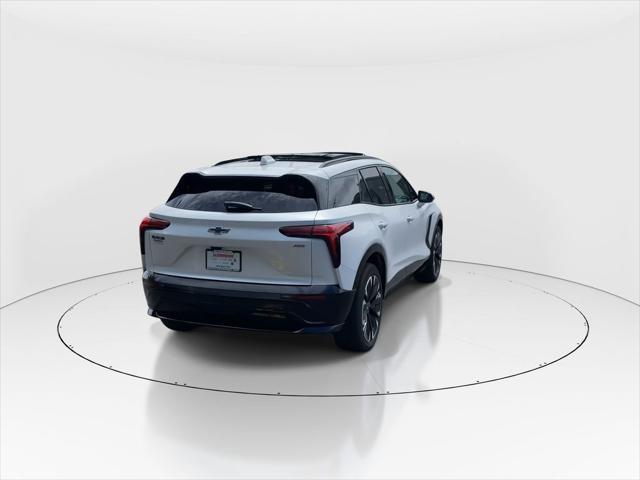 Photo of 2024 Iridescent Pearl Tricoat Chevrolet Blazer EV
