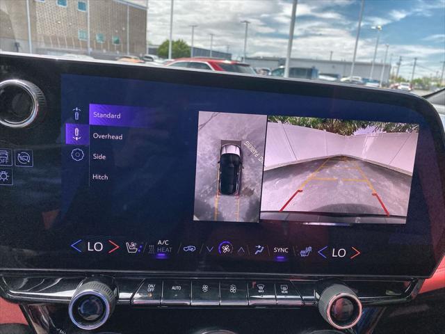 Photo of 2024 Iridescent Pearl Tricoat Chevrolet Blazer EV